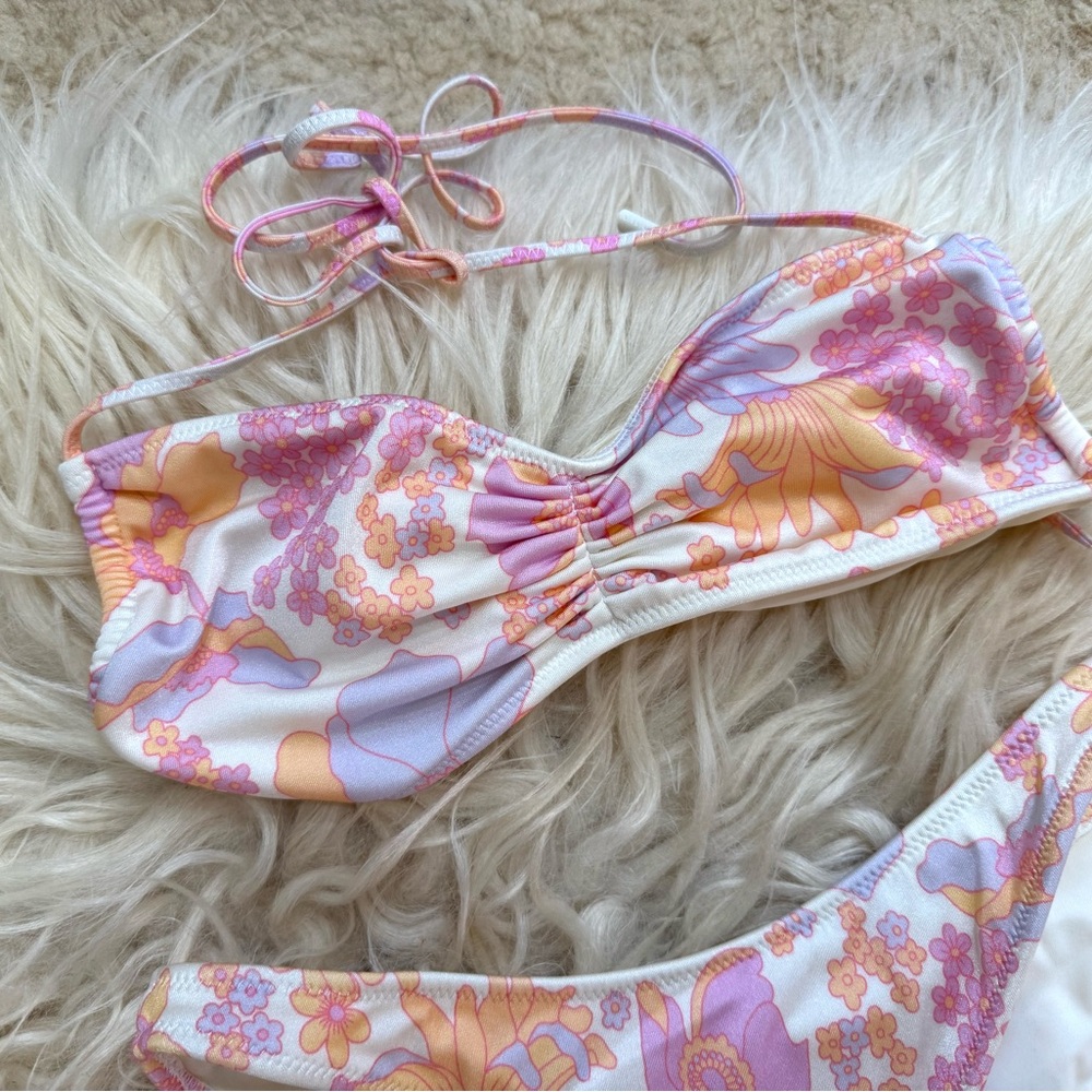 TRIANGL Floral Bikini Set - Picture 4 of 7